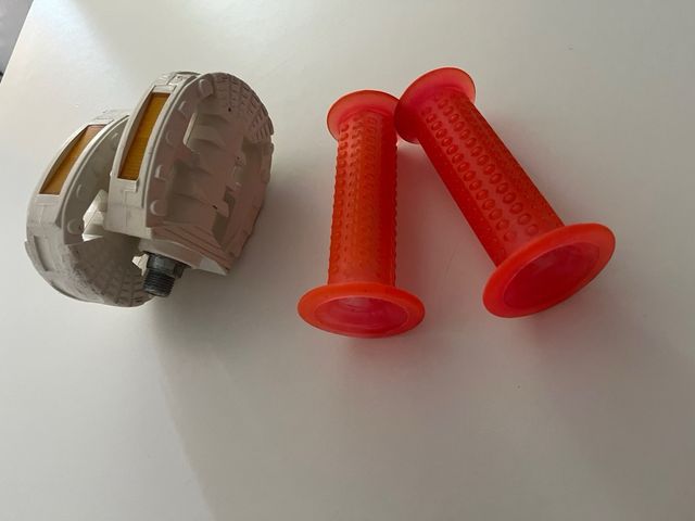 Pedales y Puños BH Vintage