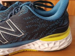 Zapatillas New Balance Running Azul y Amarillo