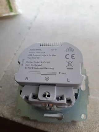 40 mecanismos interruptores y enchufes