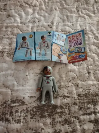 Figura Superhéroe Kinder Sorpresa
