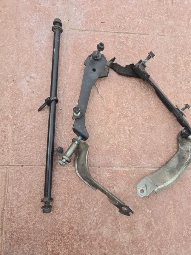 Soportes Chasis Suzuki GSR 600