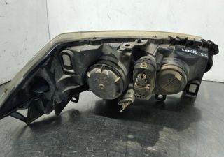 398923 8200073220j faro izquierdo renault megane
