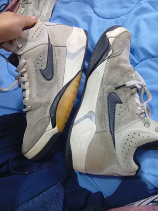 Zapatilla Nike Air Flight 89 OG Beige/Gris
