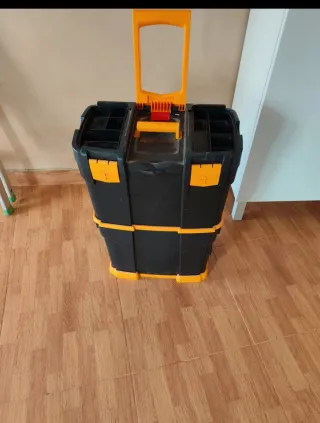 Carrito de herramientas con ruedas