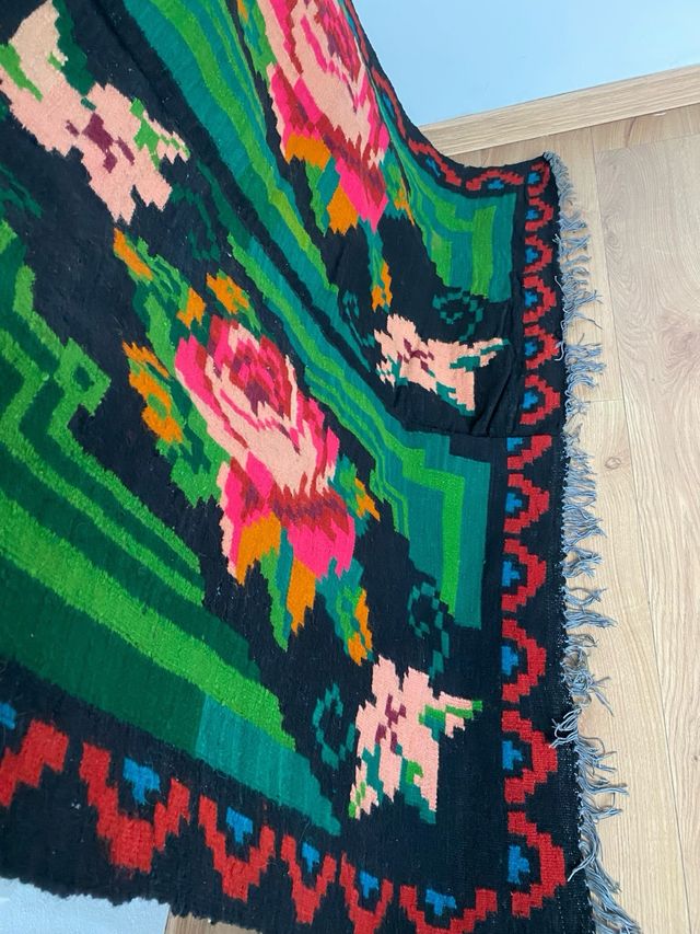 Tappeto floreale vintage