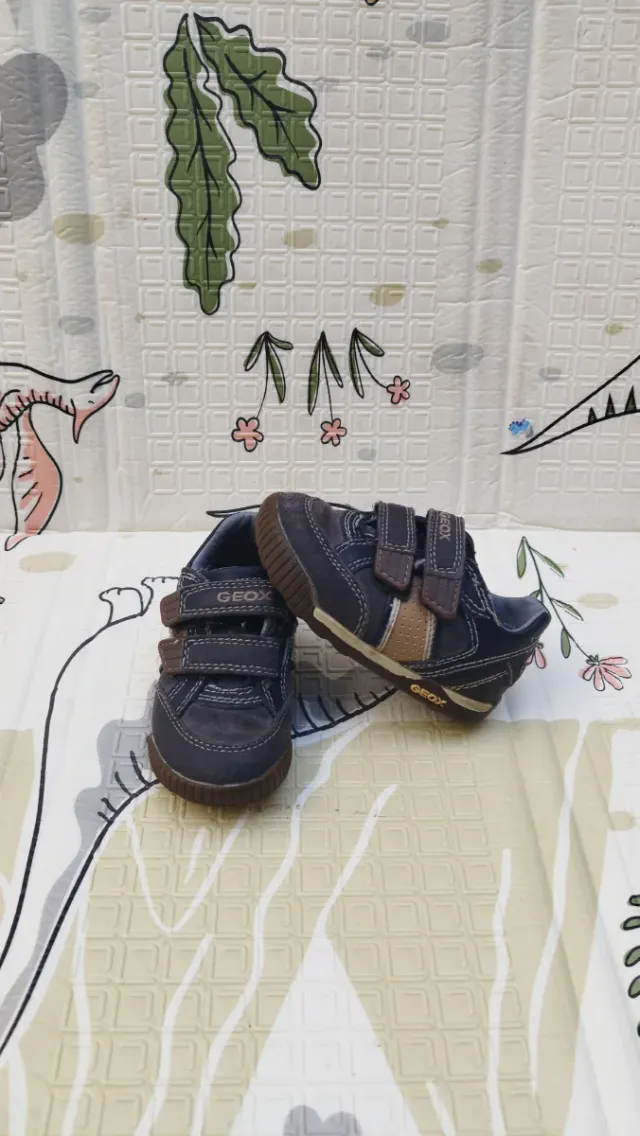 Lote 3 pares zapatillas niño talla 21