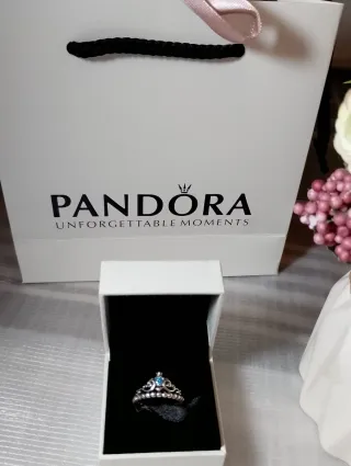 Anillo Pandora Tiara Azul Plata