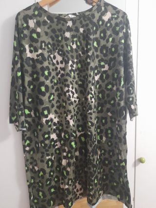 Lote 2 Vestidos Estampado Leopardo
