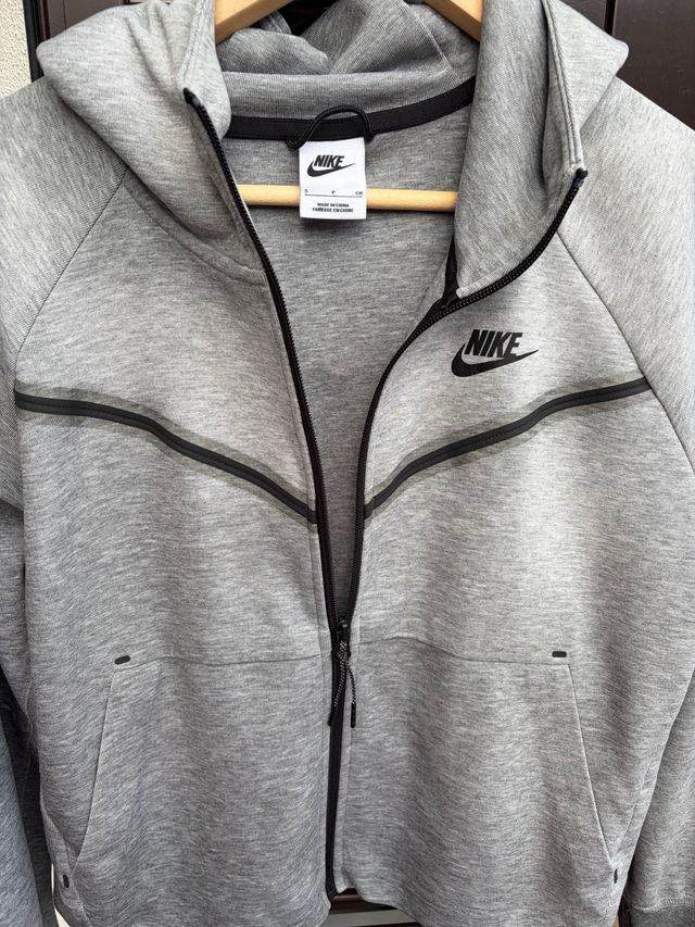 Chándal Nike Tech Fleece Gris Talla S Chica