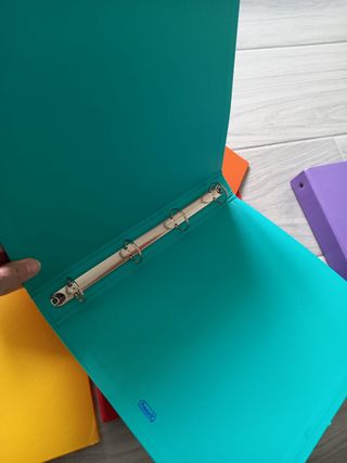 9 Raccoglitori ad anelli A4