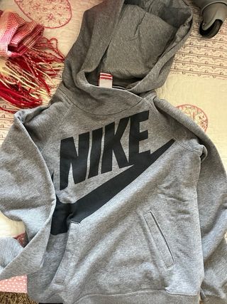 Casaco Nike cinza