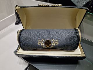 Planchas GHD Gold Negro y Dorado