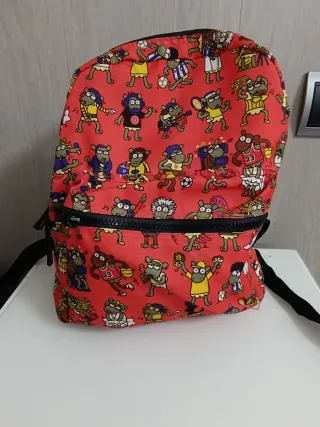 Mochila infantil con estampado divertido