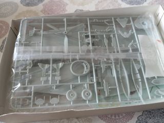 ARII Plastic Model 1/48 Grumman F6F-3 Hellcat