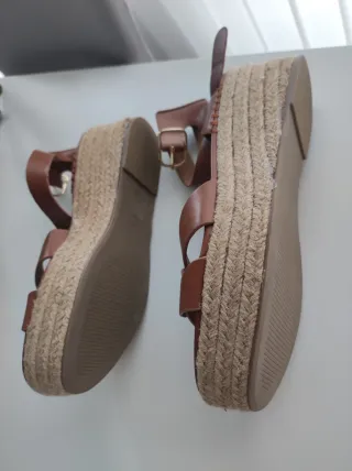 Sandalias CORINA plataforma marrón