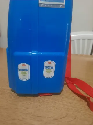 Set medico giocattolo blu