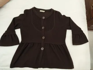 Chaqueta marrón de punto