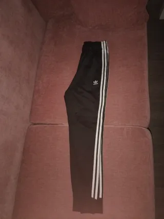 Pantalón Adidas
