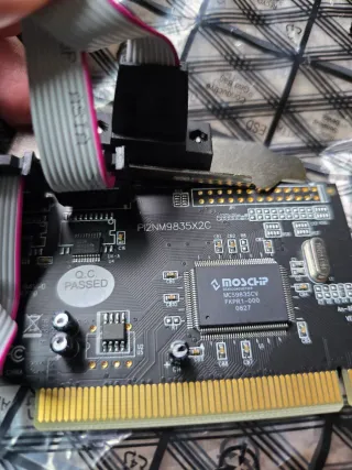 2 Tarjetas controladoras PCI MOSCHIP