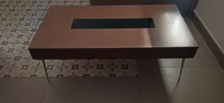 Mueble de comedor madera y cristal