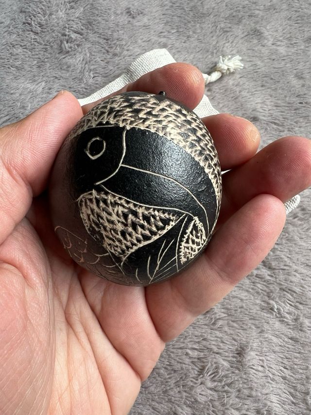 Maraca sonaja huevo Tucán