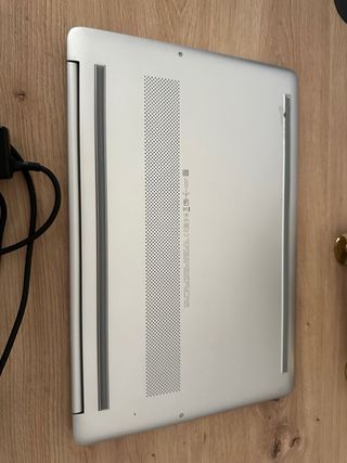 Portátil HP 15s i3 8GB RAM 512GB SSD