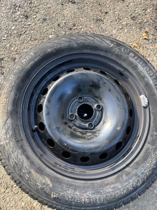 Ruota scorta FIAT Punto Evo piu accessori.