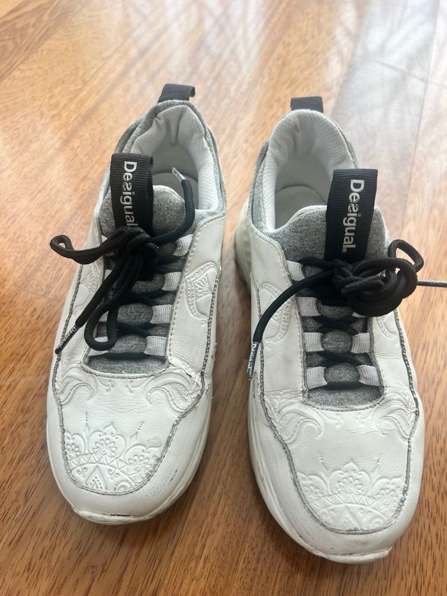 Scarpe Desigual bianche donna num. 37