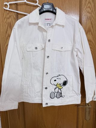 Chaqueta vaquera PEANUTS Snoopy blanca Talla M