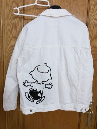 Chaqueta vaquera PEANUTS Snoopy blanca Talla M