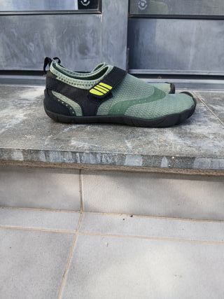 Zapatos de playa para agua