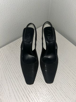 Zapatos de fiesta Zara tacón negros brillantes