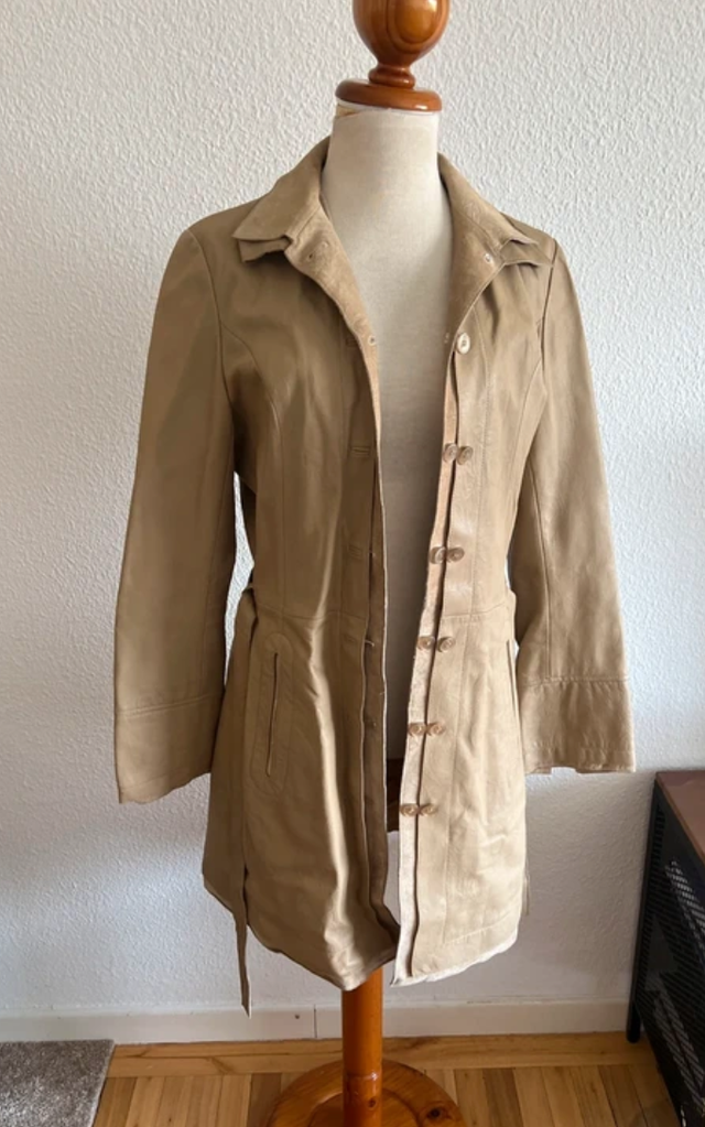 Abrigo de piel mujer beige