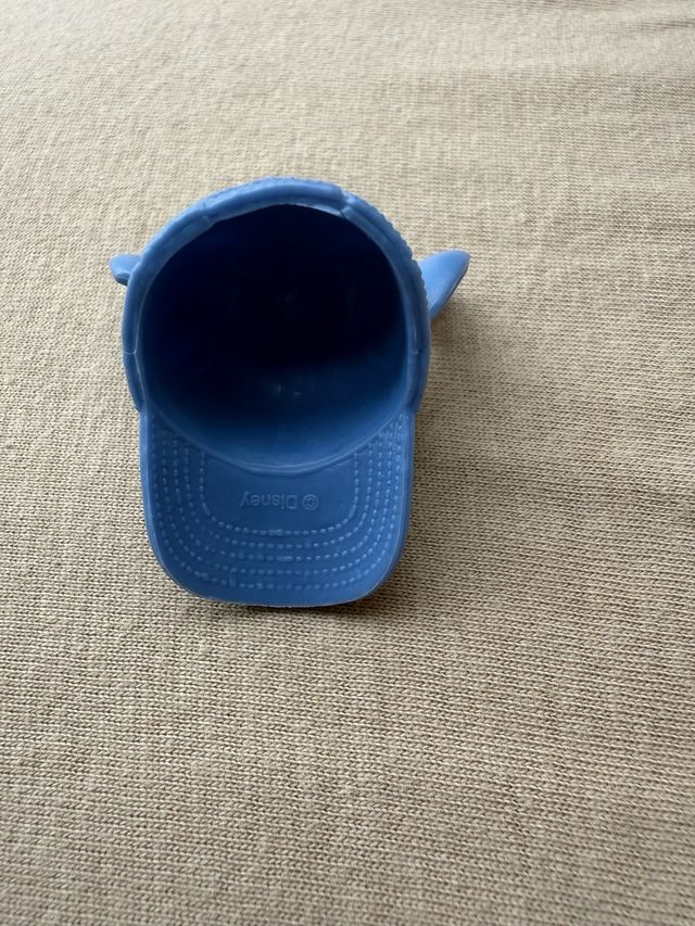 Mini gorra de Stitch colección mini brands Disney