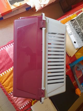 Transportín animales grande gris/rosa.