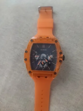 Reloj Guess Naranja y Negro Nuevo