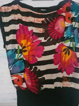 Blusa Desigual Talla M Flores Rayas
