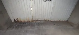 Puerta de garaje metálica