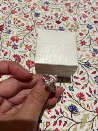 Anillo Pandora Plata Perla y Circonitas.