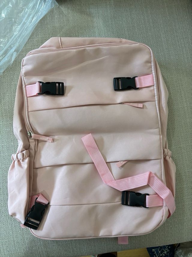 Mochila de viaje rosa