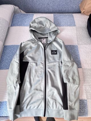 Chaqueta Nike Air Max Talla M Niño