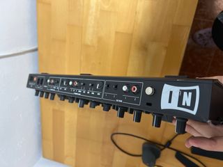 Native Instruments Traktor Kontrol S4
