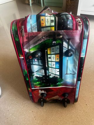 Maleta/trolley estampado, con ruedas