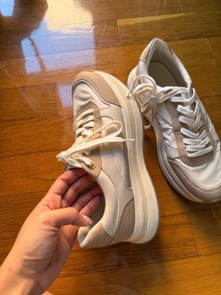 Zapatos Zara Mujer Beige y Blanco