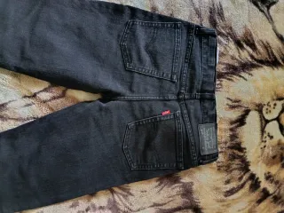 Pantalones cortos marca Levis de niño talla 12 año