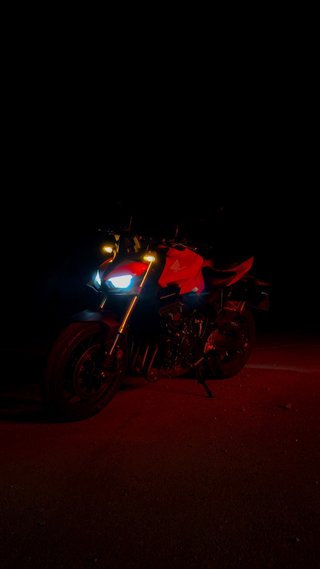 Honda CB 1000 Hornet 2025