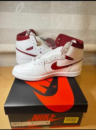 Air Jordan 1 Retro High OG
PRECIO NEGOCIABLE