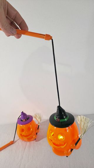 2 zucchette a batteria con led e suoni