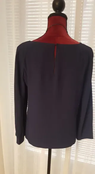 Conjunto  azul Luisa Spagnoli con encaje