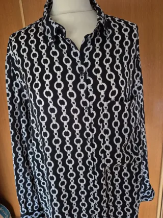 Blusa Zara Estampada Cadenas - XL